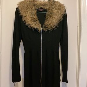 Black knit zip up sweater with detachable fur